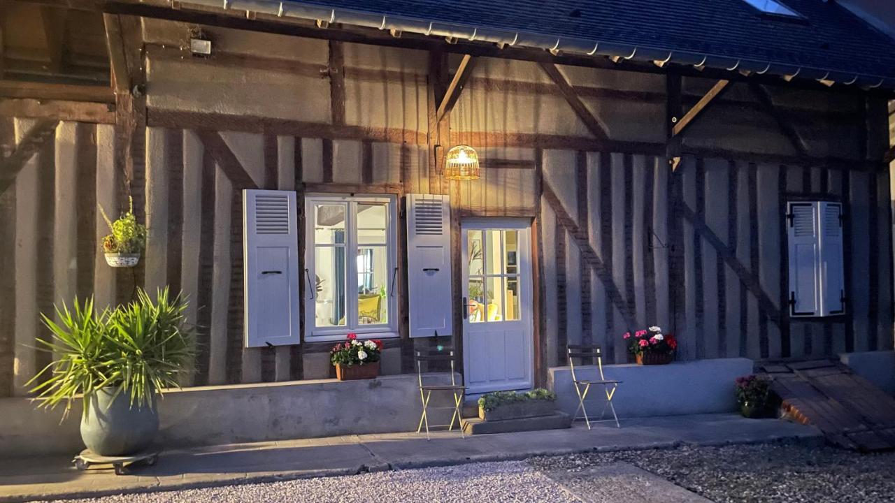 Hotel Au Charme D'Ici La Chapelle-Saint-Sauveur  Exterior foto